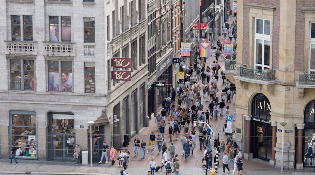 global-trade-h1-2025-resilience-amid-policy-and-geopolitical-challenges-unctad-reports-seref-dogan-erbek-1